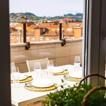 Lujoso Atico Entre 2 Playas Con Garaje, Terraza, Vistas Y Wifi Apartment Gijon Exterior photo